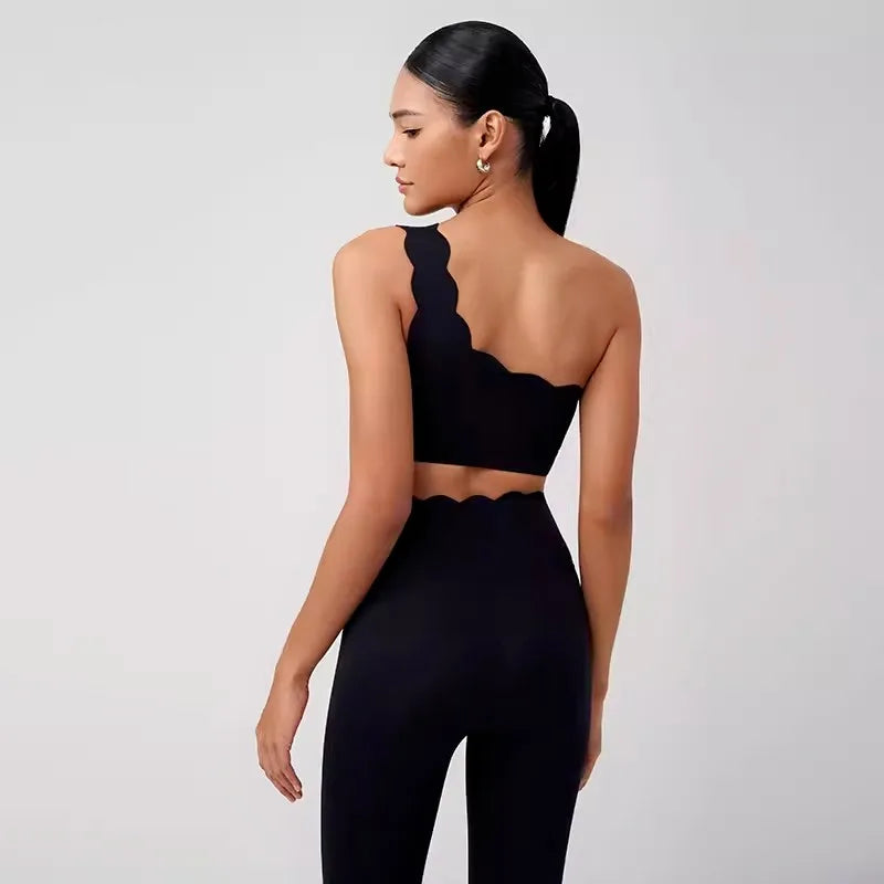 REVASTUDIO Mermaid Curve One-Shoulder Sports Bra