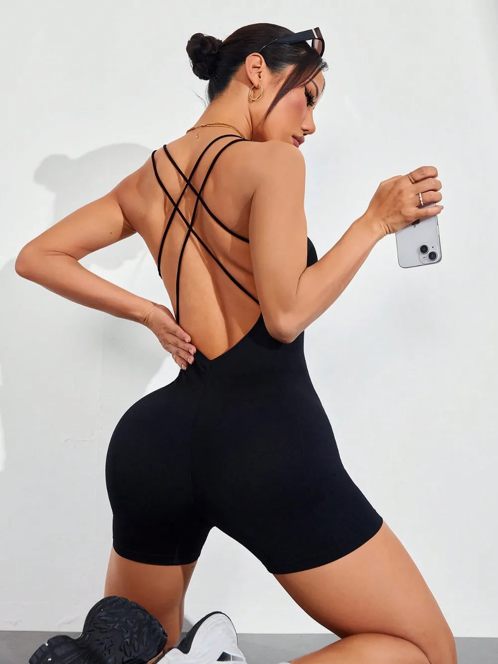 REVASTUDIO Spaghetti Strap Crisscross Romper